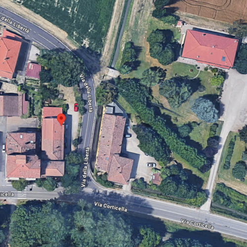 Fig. 2. L’area in cui scorre la Canaletta Ghisiliera tra via Libertà e via Corticella a Trebbo di Reno, Screenshot da google Earth, 2025
